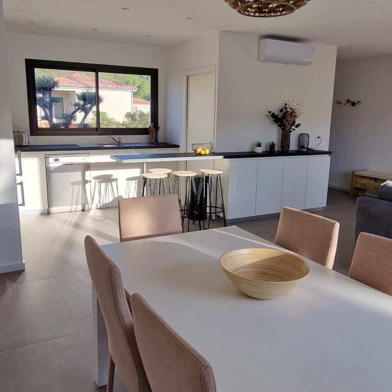 Casa di Leccia - La cuisine et la table